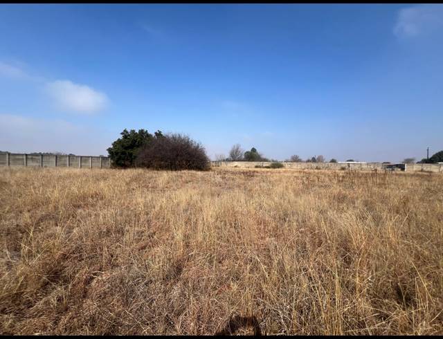 1,248M² VACANT LAND FOR SALE IN KOOKRUS